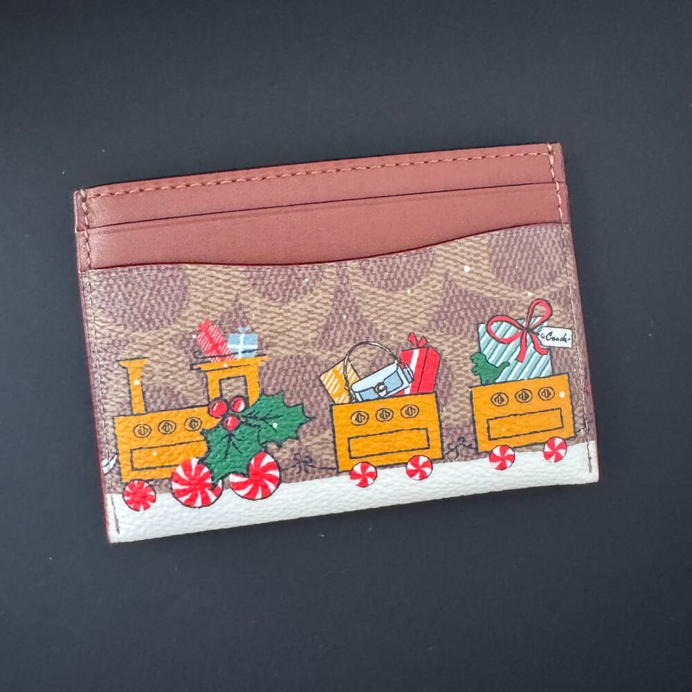 Coach Holiday Essential Card Case In Signature Canvas With Train CY305